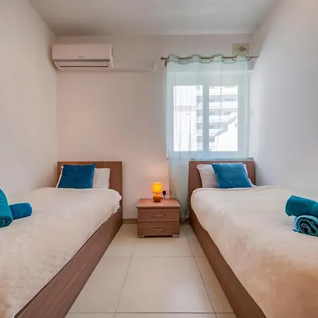 Modern 2br With Balconies In St Julians, Paceville - 5 By Vaganza