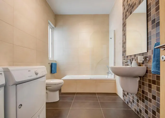 Modern 2br With Balconies In St Julians, Paceville - 5 By Vaganza